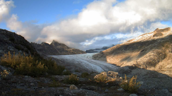 Remote viewer image of mountain glacier monitoring site