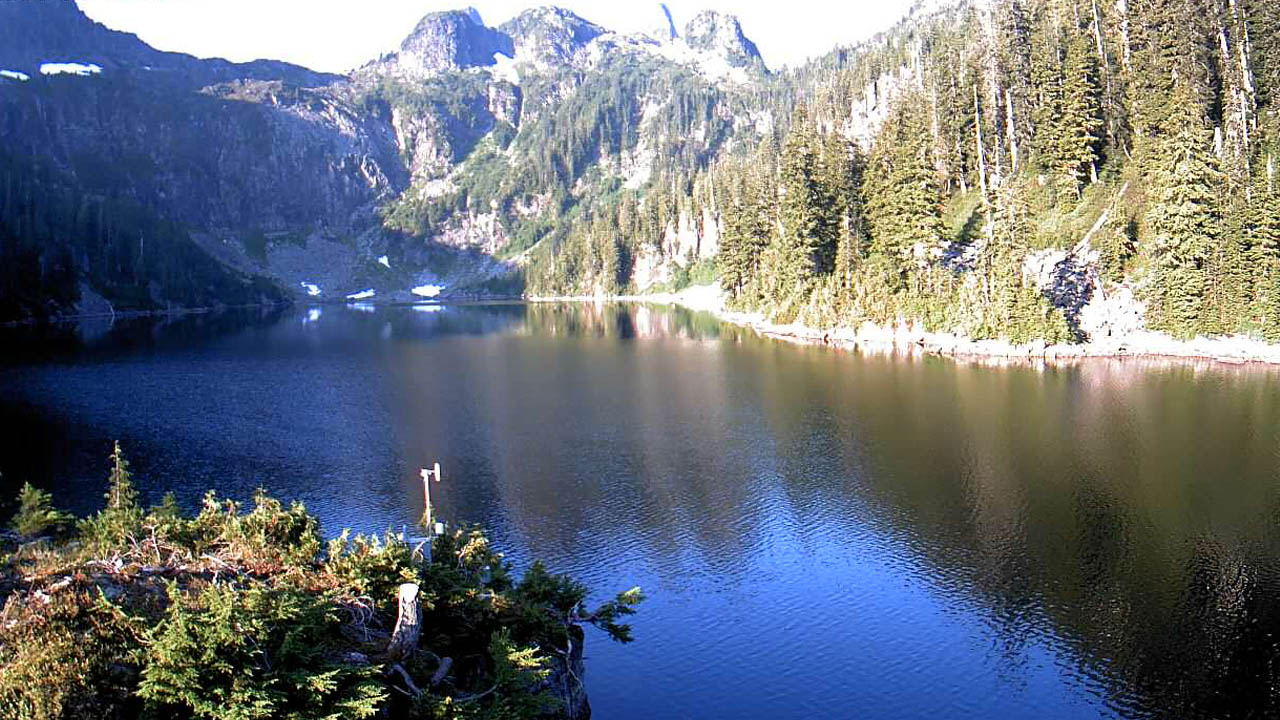Monitoring water levels and slide activity in regional mountain lake